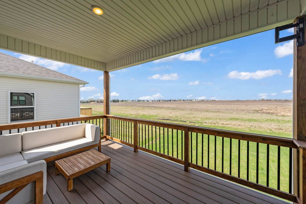 Listing Photo: 4774 172nd Wy, Urbandale, IA 50323 (7 of 46)